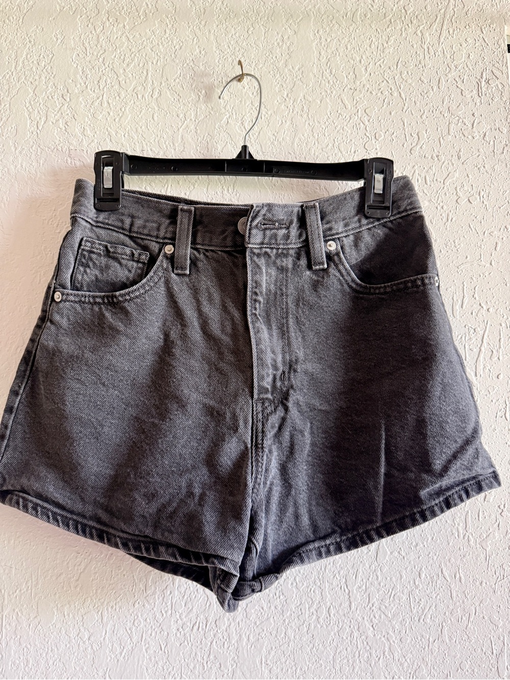 Levi’s High-Waist Black Denim Women’s Shorts